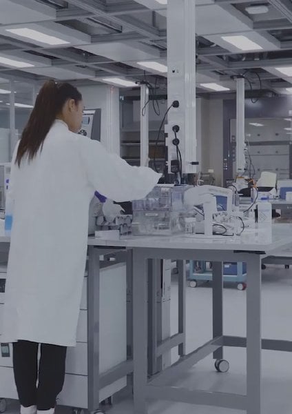 https://www.laroche-posay.sg/-/media/project/loreal/brand-sites/lrp/apac/sg/simple-page/landing-page/microbiome-hub/laroche-posay-landingpage-microbiome-science-flipcard3.jpg