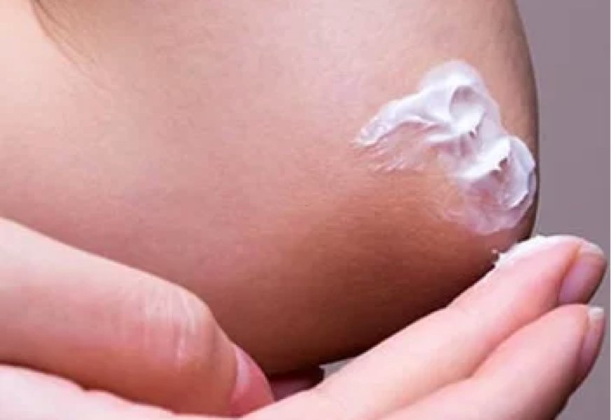 https://www.laroche-posay.sg/-/media/project/loreal/brand-sites/lrp/apac/sg/simple-page/landing-page/parents/laroche-posay-landingpage-parents13_visuel1.jpg